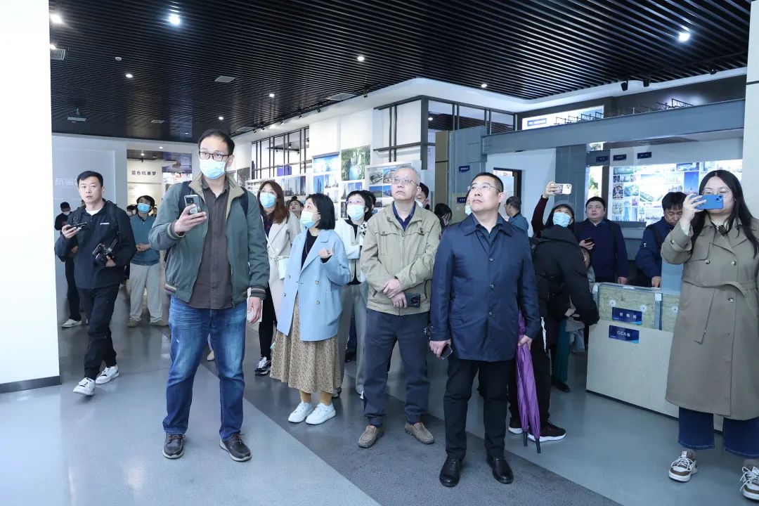 1680484600351051tVxl.jpg 1680484600351051tVxl.jpg